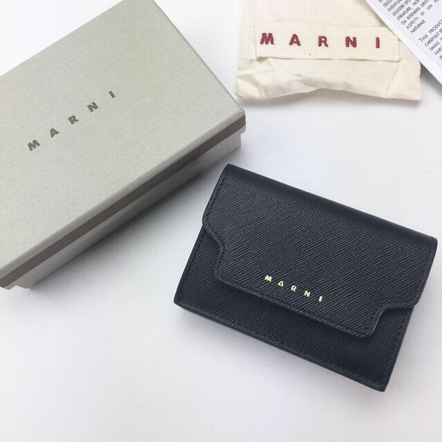新品未使用正規品 MARNI マルニ☆トランク三つ折り財布