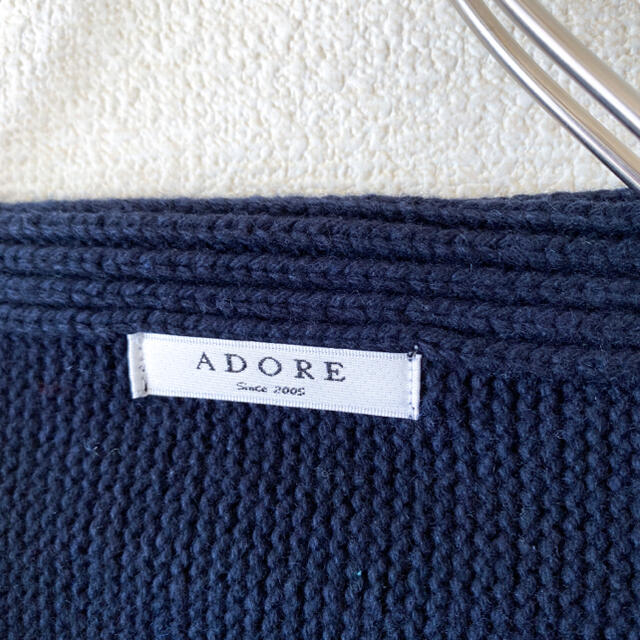 ADORE(アドーア)のADORE（アドーア）/ ノーカラー ジップカーディガン 濃紺 レディースのジャケット/アウター(その他)の商品写真