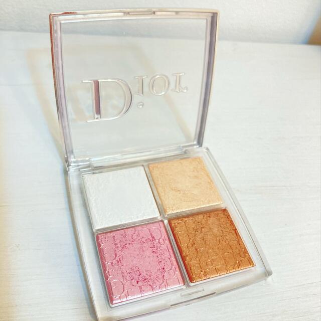 Dior(ディオール)のディオール バックステージ フェイス グロウ パレット 001 コスメ/美容のベースメイク/化粧品(チーク)の商品写真