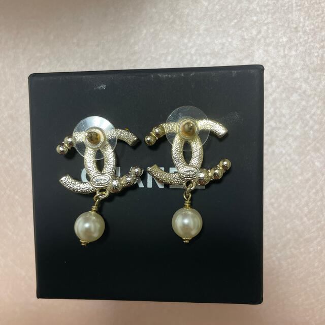 CHANEL(シャネル)のシャネルピアスです レディースのアクセサリー(ピアス)の商品写真