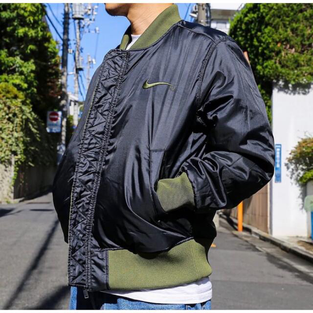 NIKE(ナイキ)のNIKE AS M NSW SYNFL SWOOSH BOMBER  XL メンズのジャケット/アウター(ナイロンジャケット)の商品写真