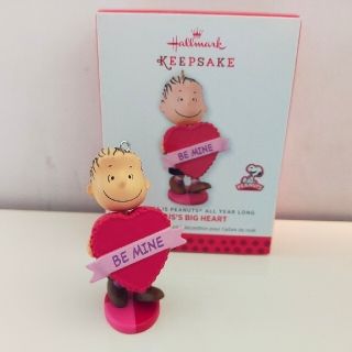 ピーナッツ(PEANUTS)のユーイチロー様専用 新品 hallmark ライナス 2月10月 オーナメント(置物)