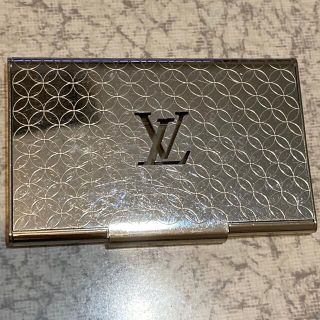 ルイヴィトン(LOUIS VUITTON)のLV 名刺入れ　シルバー　人気(名刺入れ/定期入れ)