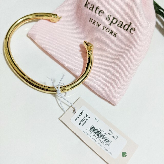 ila(アイラ)の【新品】kate spade ケイトスペード ホットドッグフレックスブレスレット レディースのアクセサリー(ブレスレット/バングル)の商品写真