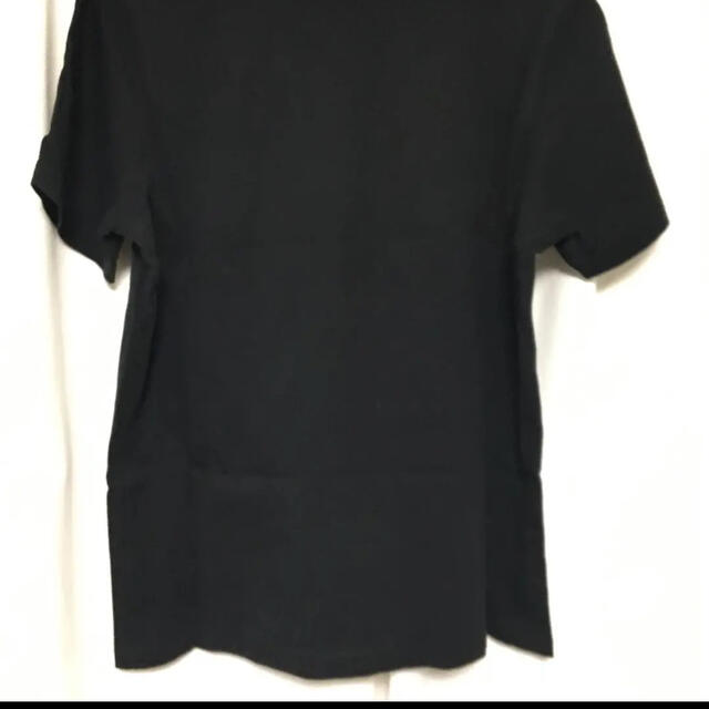 GU(ジーユー)のグラフィックTシャツ   GU  ジーユー　半袖 ブラック　即購入OK メンズのトップス(Tシャツ/カットソー(半袖/袖なし))の商品写真
