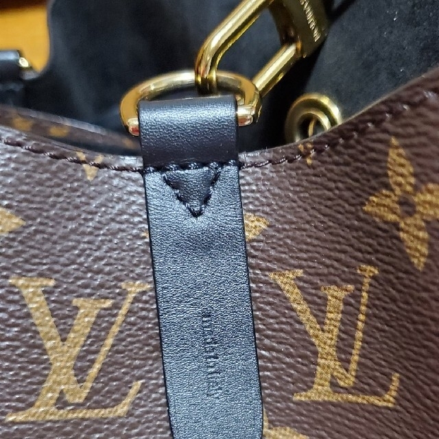 LOUIS VUITTON(ルイヴィトン)の専用　ルイヴィトン　モノグラム　ネオノエ　ノワール レディースのバッグ(ショルダーバッグ)の商品写真