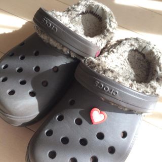 クロックス(crocs)のcrocs もこもこボア付きタイプ(サンダル)