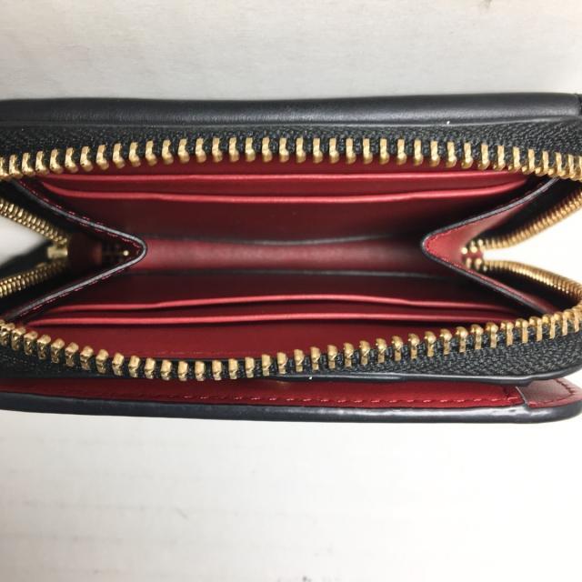 ANYA HINDMARCH(アニヤハインドマーチ)のアニヤハインドマーチ 2つ折り財布 - 黒 レディースのファッション小物(財布)の商品写真