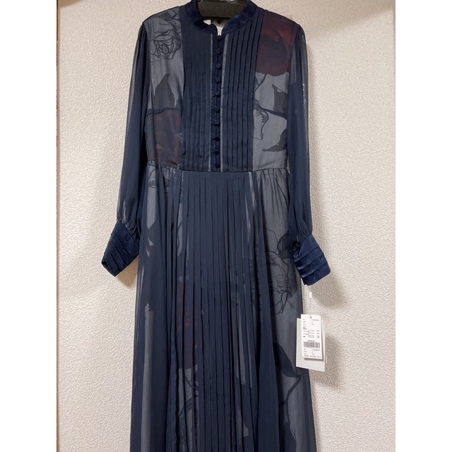 Ameri VINTAGE(アメリヴィンテージ)のELLA VEIL DRESS ネイビー 【Sサイズ】 レディースのワンピース(ロングワンピース/マキシワンピース)の商品写真