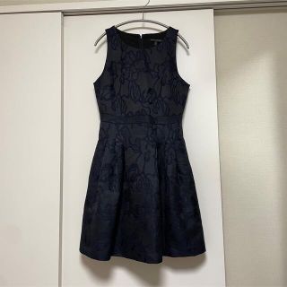 バナナリパブリック(Banana Republic)の美品　バナナリパブリック　ワンピース ドレス(ひざ丈ワンピース)