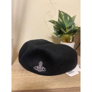 送料無料・名入れ彫刻 Vivienne westwoodベレー帽 刺繍 ヴィヴィアン 送料無料・名入れ彫刻 Vivienne westwoodベレー帽 刺繍 ヴィヴィアン