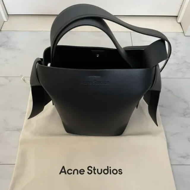 最大15%OFFクーポン ACNE アクネ ムスビ mini bag musubi studios acne