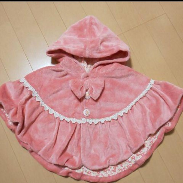 花柄ポンチョ80ケープ キッズ/ベビー/マタニティのベビー服(~85cm)(カーディガン/ボレロ)の商品写真