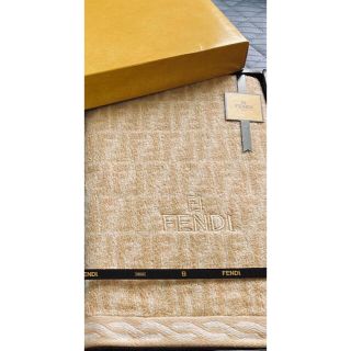 フェンディ(FENDI)のFENDI フェンディ　バスタオル(タオル/バス用品)