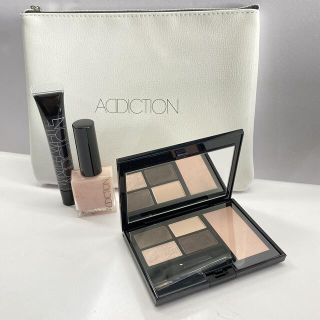 アディクション(ADDICTION)の【未使用】ADDICTION ホリデー アディクション  ウィンターホワイト (コフレ/メイクアップセット)