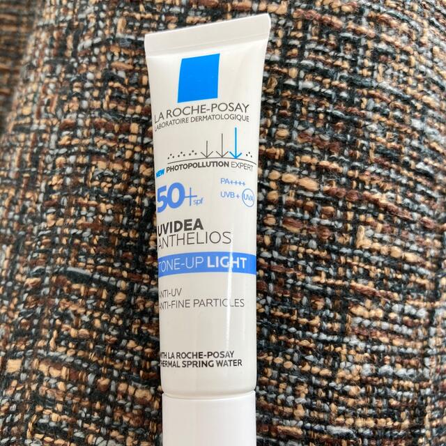 LA ROCHE-POSAY(ラロッシュポゼ)のラロッシュポゼ 15ml UV プロテクション トーンアップ　下地　日焼け止め コスメ/美容のベースメイク/化粧品(化粧下地)の商品写真