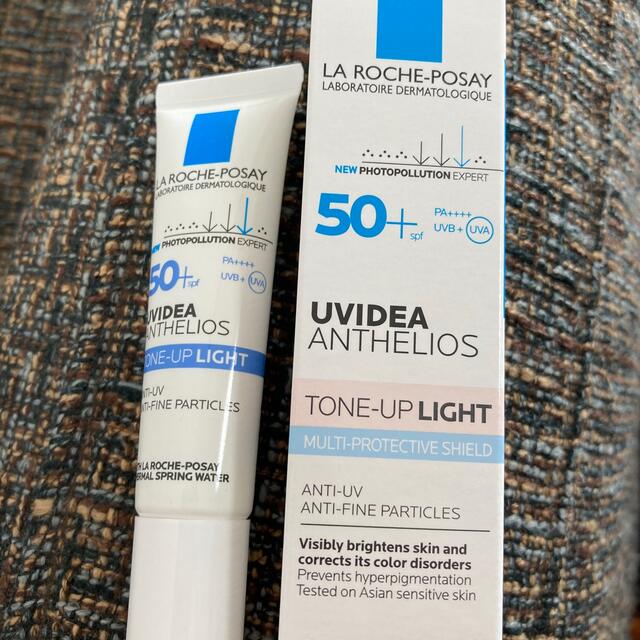 LA ROCHE-POSAY(ラロッシュポゼ)のラロッシュポゼ 15ml UV プロテクション トーンアップ　下地　日焼け止め コスメ/美容のベースメイク/化粧品(化粧下地)の商品写真