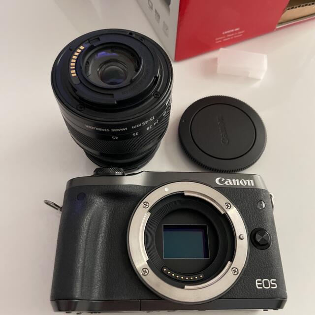 Canon(キヤノン)の【ミラーレス】Canon EOS M6 EF-M 15-45mm is stm スマホ/家電/カメラのカメラ(ミラーレス一眼)の商品写真