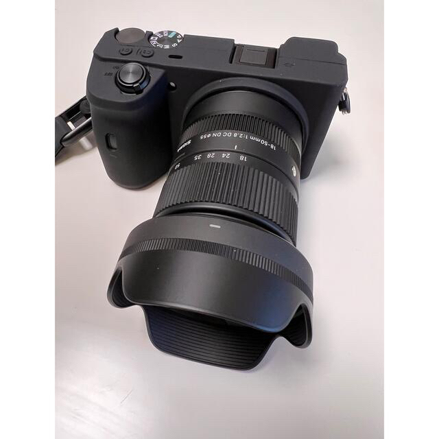 SONY(ソニー)の‪α‬6600➕SIGMA 18-50mm F2.8 スマホ/家電/カメラのカメラ(ミラーレス一眼)の商品写真