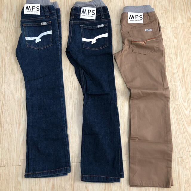 MPS(エムピーエス)のMPS 130cm ズボン 3点まとめ売り キッズ/ベビー/マタニティのキッズ服男の子用(90cm~)(パンツ/スパッツ)の商品写真