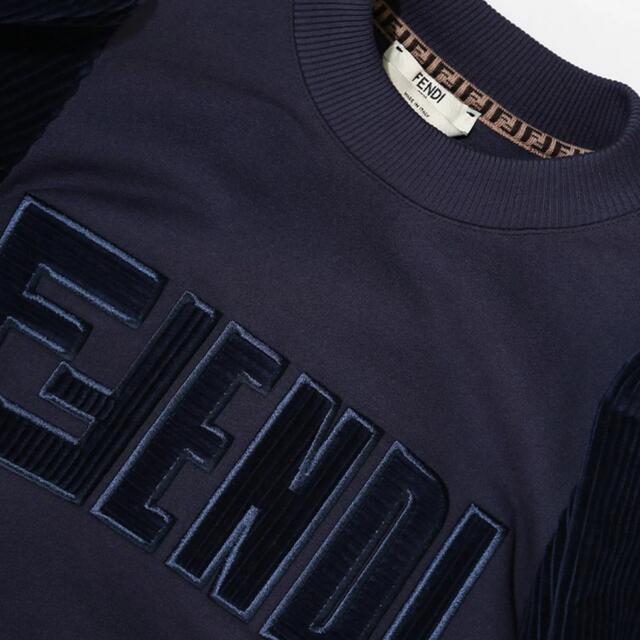 FENDI ロゴスウェットトップス　新品　未使用　タグ付