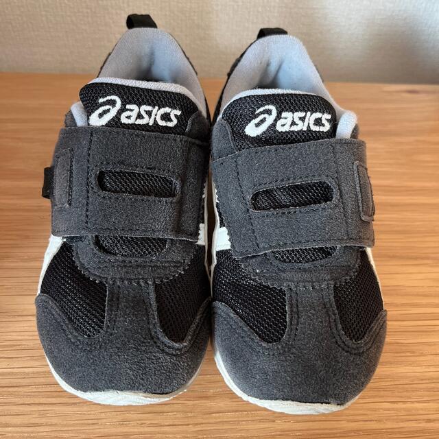 asics(アシックス)のasics アイダホ　17.5 キッズ/ベビー/マタニティのキッズ靴/シューズ(15cm~)(スニーカー)の商品写真