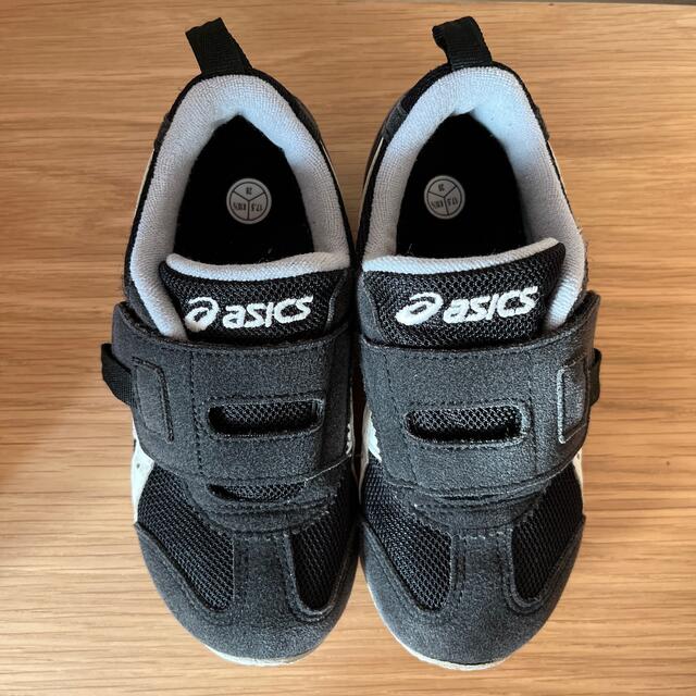 asics(アシックス)のasics アイダホ　17.5 キッズ/ベビー/マタニティのキッズ靴/シューズ(15cm~)(スニーカー)の商品写真