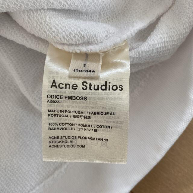 ACNE(アクネ)のAcne Studios型押しロゴトレーナー　美品✳︎ レディースのトップス(トレーナー/スウェット)の商品写真