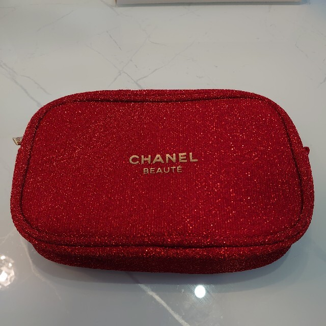 CHANEL(シャネル)のシャネル　ノベルティ　ポーチ レディースのファッション小物(ポーチ)の商品写真
