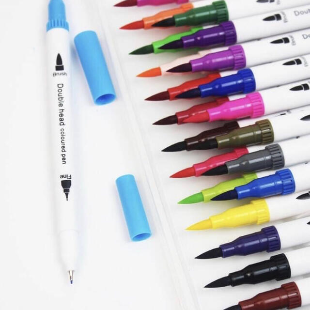 裏移りしにくい 24色 ツインヘッド 水性ペン イラスト 塗り絵 お子様にも の通販 By Unimo S Shop ラクマ