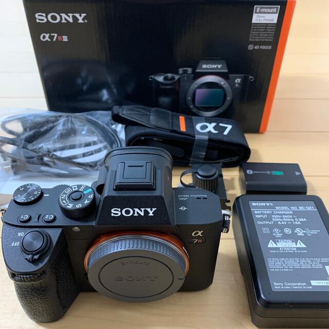 日本産】 SONY - SONY α7RⅢ ボディ ILCE-7RM3 美品の通販 by S,K