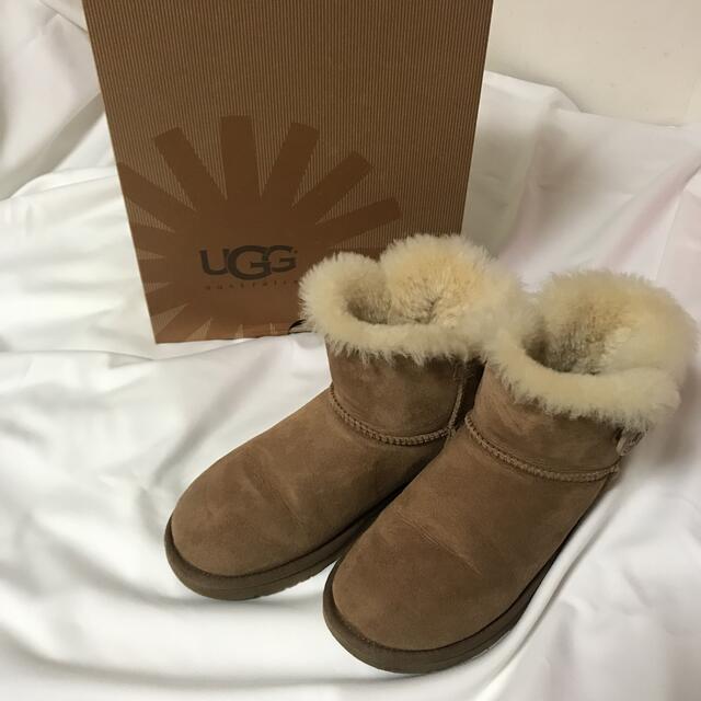 UGG(アグ)のUGG ベイリーボタン　6  レディースの靴/シューズ(ブーツ)の商品写真