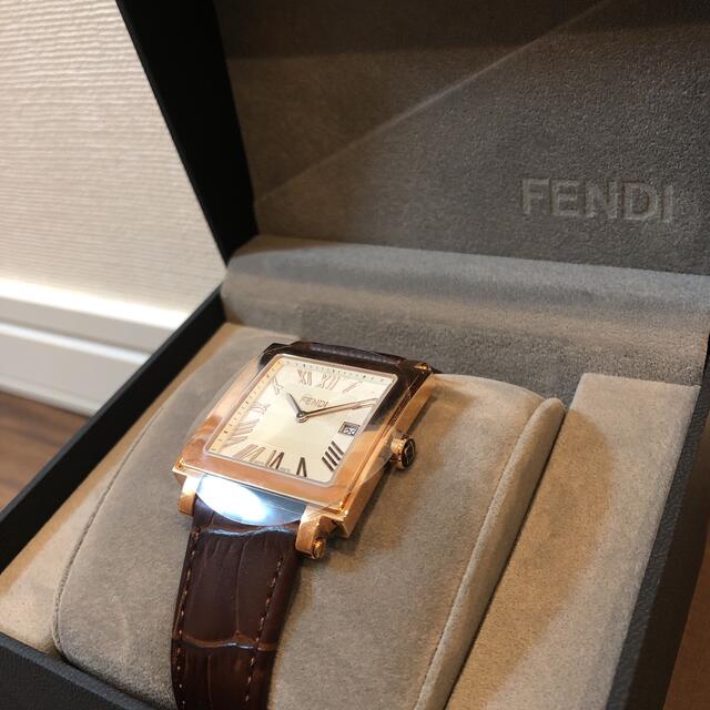 FENDI(フェンディ)のFENDI Quadro 腕時計　MENS メンズの時計(腕時計(アナログ))の商品写真