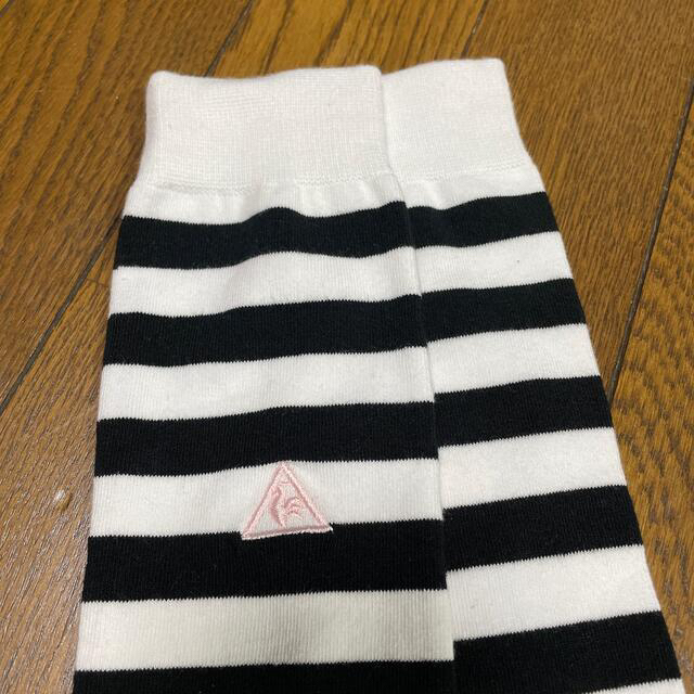 le coq sportif(ルコックスポルティフ)のお値下げ　ルコック　ゴルフニーハイ　美品 スポーツ/アウトドアのゴルフ(ウエア)の商品写真