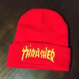 スラッシャー(THRASHER)のTHRASHER  赤ニット帽子お値下げ中！(ニット帽/ビーニー)