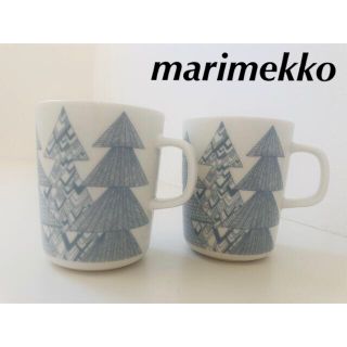 マリメッコ(marimekko)の日本限定 マリメッコ クーシコッサ　マグカップ　2個セット(食器)