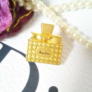 Christian Dior - ディオール ノベルティ ピンバッジ 3種セットの通販 by ゆみ's shop｜クリスチャンディオールならラクマ