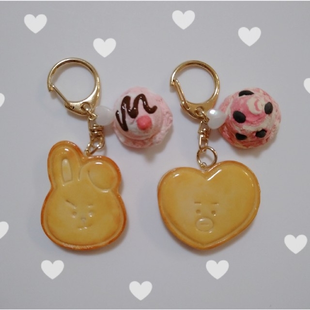 防弾少年団(BTS)(ボウダンショウネンダン)の★りんりん様専用出品♡COOKY&TATA★ ハンドメイドのアクセサリー(キーホルダー/ストラップ)の商品写真