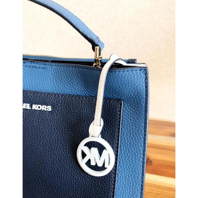 Michael Kors(マイケルコース)の♡新品未使用·MICHAELKORSマイケルコース2wayショルダーバック♡ レディースのバッグ(ショルダーバッグ)の商品写真