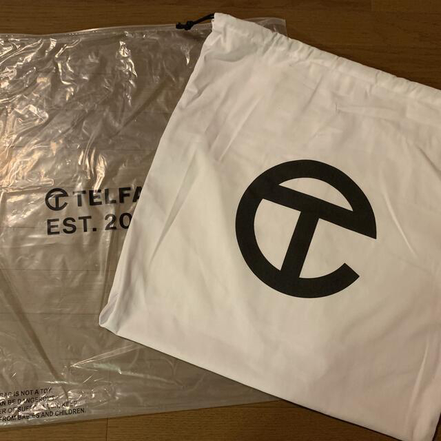 Telfar shopping bag large sage レディースのバッグ(トートバッグ)の商品写真