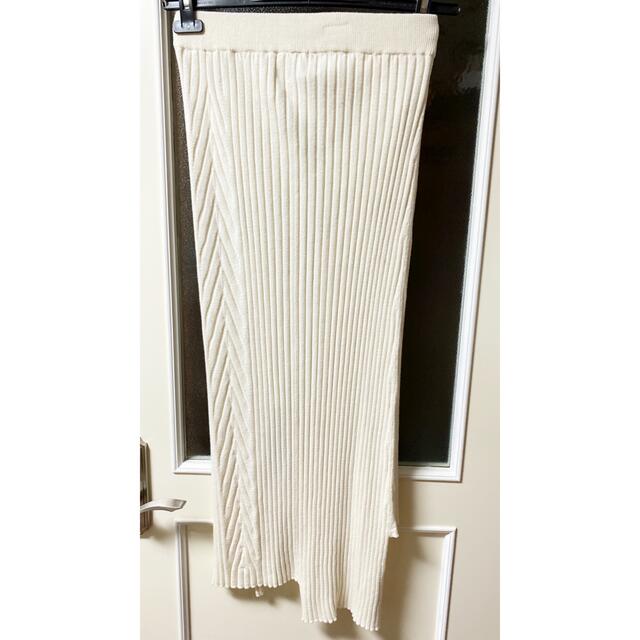 ROSE BUD(ローズバッド)のmici✨Whiteニットアシメトリーロングスカート&レギンスSET✨ レディースのスカート(ロングスカート)の商品写真