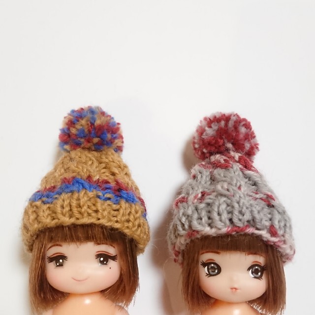 ミキマキちゃんケーブル編みニット帽 ハンドメイドのぬいぐるみ/人形(人形)の商品写真