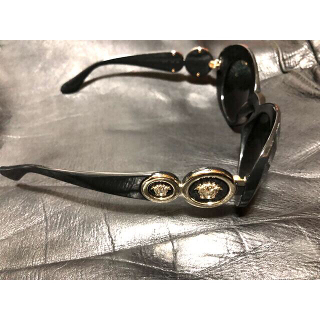 VERSACE(ヴェルサーチ)の【入手困難】Versace サングラス メンズのファッション小物(サングラス/メガネ)の商品写真