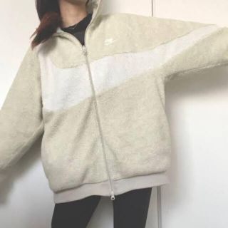 【即完売品】 ナイキ ボアフリース リバーシブル ワンポイント刺繍 ゆるダボ