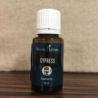 新品未使用　ヤングリヴィング  サイプレス 15ml(エッセンシャルオイル（精油）)