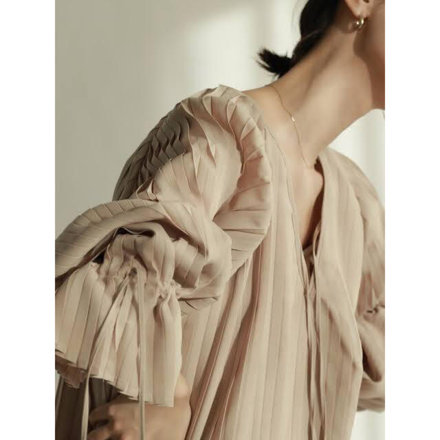 all pleats volume blouse