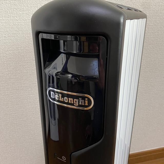 DeLonghi(デロンギ)の【超美品】デロンギ マルチダイナミックヒーター MDH09-BK 6〜8畳用 スマホ/家電/カメラの冷暖房/空調(オイルヒーター)の商品写真