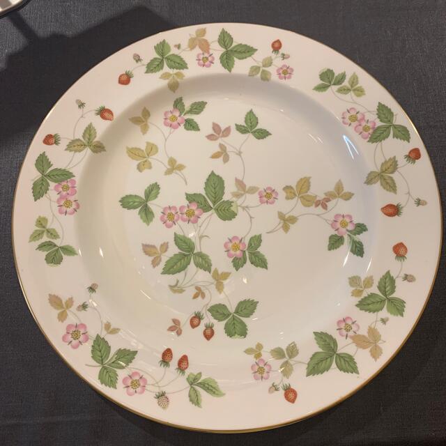 WEDGEWOOD＊ワイルドストロベリー　ラウンドディッシュ　34cm