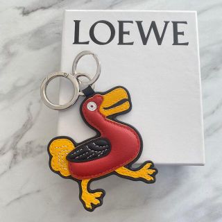 LOEWE ロエベ   キーホルダー  レザー   レッド系 シルバー金具  チェーン バッグチャーム アニマル ベアー クマ 熊 【本物保証】