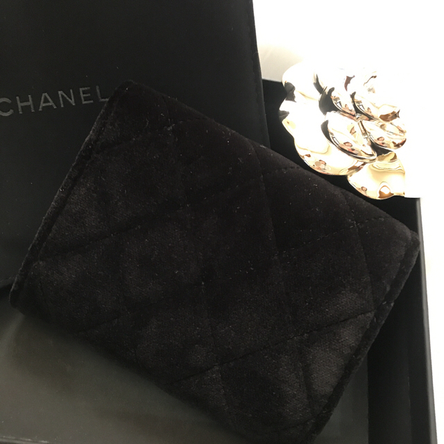 CHANEL(シャネル)の💙CHANEL❤️CCミニウォレット💙マトラッセベロア❤️日本未発売 レディースのファッション小物(財布)の商品写真
